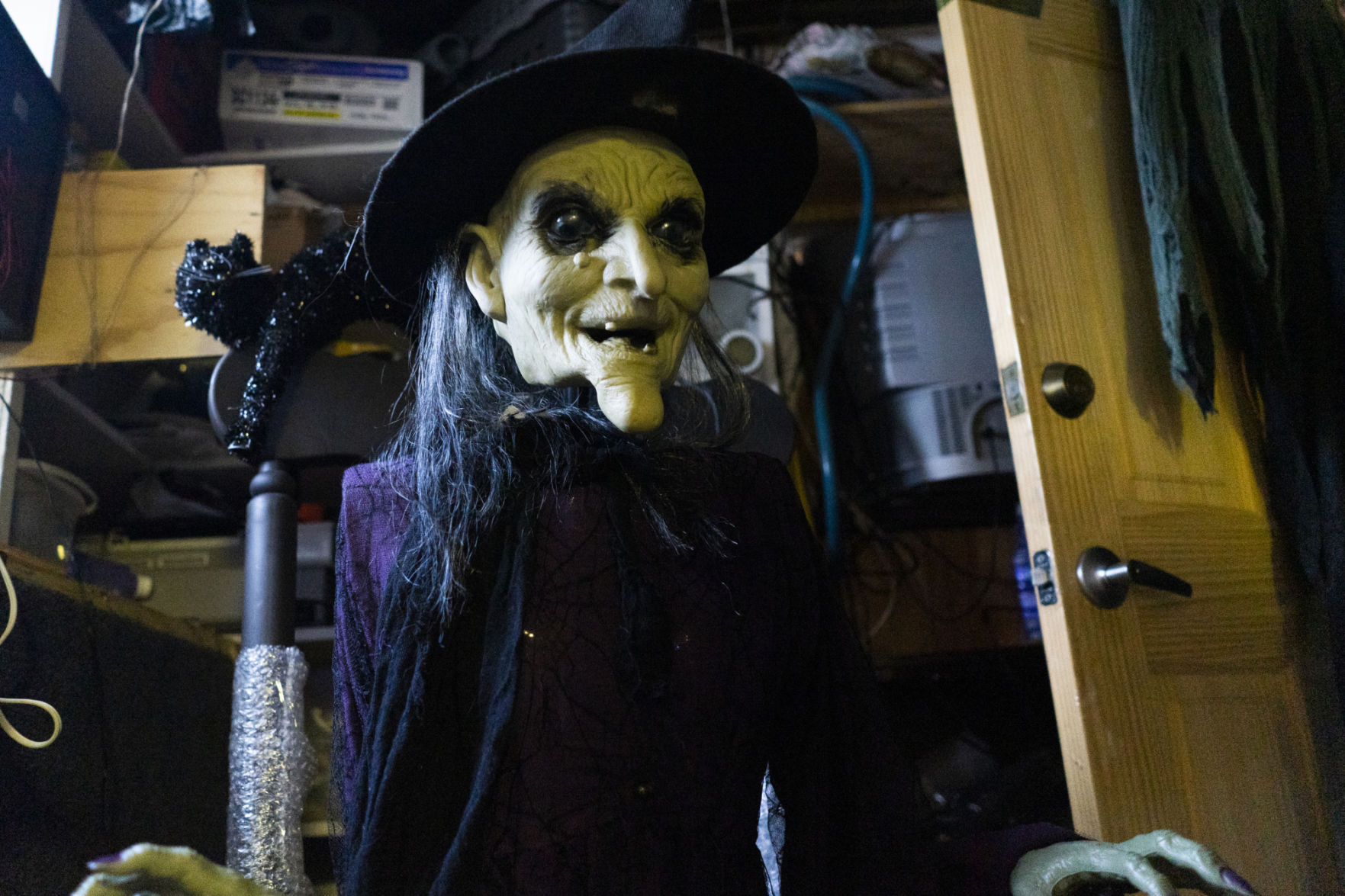 City man transforms home for one frightful night